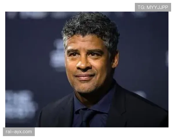 弗兰克·里杰卡尔德重返足球一线，执教生涯焕发新生