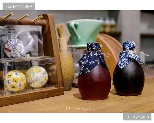 常园去咖啡厅点饮料,服务员都认不出这“大明星”了? 常园去咖啡厅点饮料,服务员都认不出这“大明星”了?