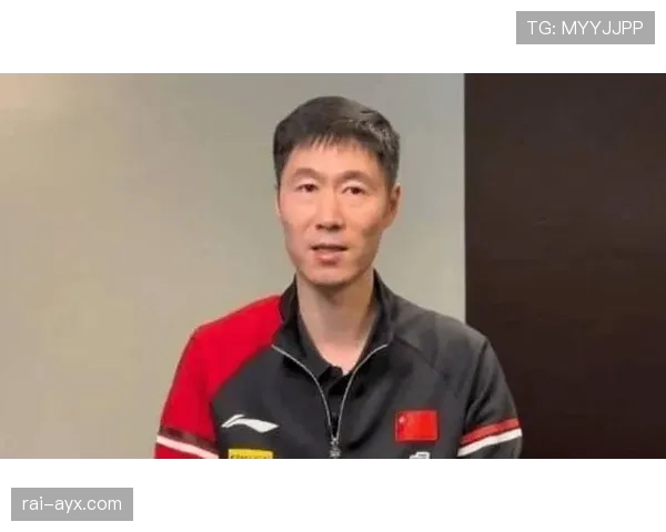 王励勤这训练量，一天四练完还能啃鸡腿？